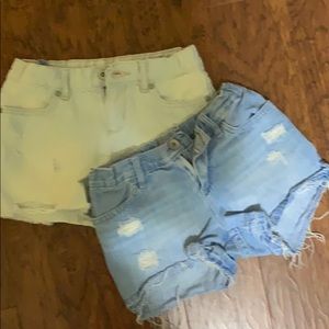 2 pairs children’s place short shorts